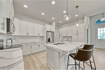 6421 Carnival Rd, Naples, FL 34113 - Photo 9