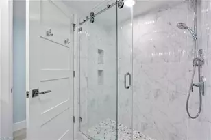 322 Harbour Dr, Naples, FL 34103 - Photo 23