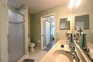 6880 Huntington Lakes Cir, Naples, FL 34119 - Photo 11