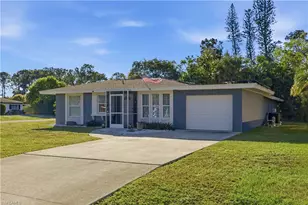 4690 Parrot Ave, Naples, FL 34104 - Photo 1
