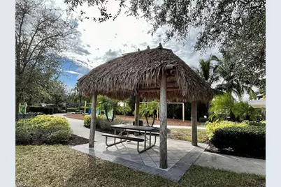 2057 Tamarron Ln, Naples, FL 34120 - Photo 23