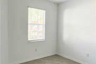 2057 Tamarron Ln, Naples, FL 34120 - Photo 13