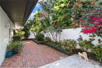 544 Tierra Mar Ln E #12, Naples, FL 34108 - Photo 25