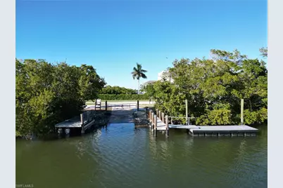 105 Valley Dr, Bonita Springs, FL 34134 - Photo 29