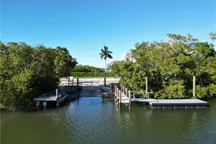 105 Valley Dr, Bonita Springs, FL 34134 - Photo 29