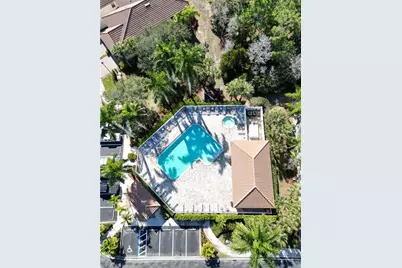 1180 Oxford Ln, Naples, FL 34105 - Photo 35