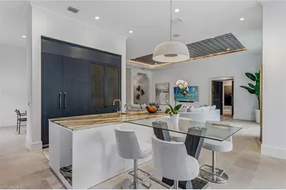 2243 Residence Cir, Naples, FL 34105 - Photo 5