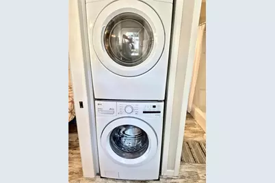 173 Redwood Ln #8, Naples, FL 34114 - Photo 15