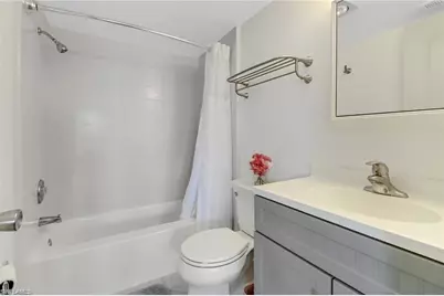 4260 SE 20th Pl #402, Cape Coral, FL 33904 - Photo 15