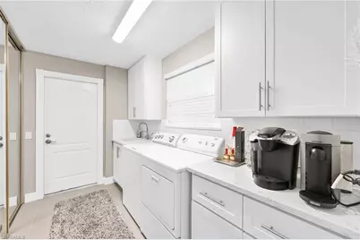 5781 Drummond Way, Naples, FL 34119 - Photo 29