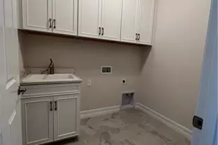 331 Tamarindo Ln, Naples, FL 34114 - Photo 11