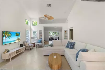 348 Carinosa Ct #18-10, Naples, FL 34110 - Photo 1