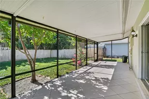 1336 Lake Shore Dr, Naples, FL 34103 - Photo 25