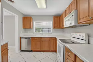 1336 Lake Shore Dr, Naples, FL 34103 - Photo 11