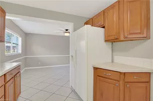 1336 Lake Shore Dr, Naples, FL 34103 - Photo 13