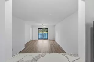 4245 27th Ct SW, Naples, FL 34116 - Photo 5