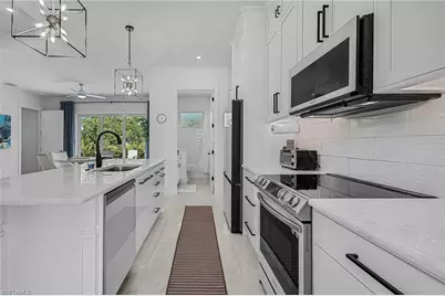 2499 Pine St, Naples, FL 34112 - Photo 3