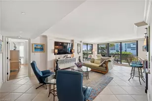 4551 Gulf Shore Blvd N, Naples, FL 34103 - Photo 5