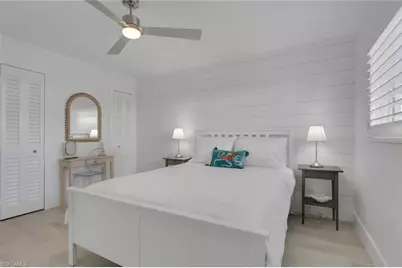 2100 Gulf Shore Blvd N #113, Naples, FL 34102 - Photo 17