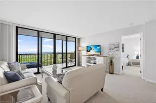 17 Bluebill Ave, Naples, FL 34108 - Photo 9