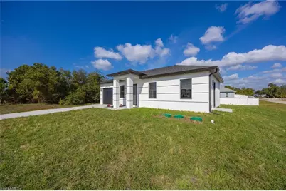 2700 49th St SW, Lehigh Acres, FL 33976 - Photo 3