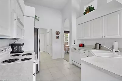 1450 Vintage Ln, Naples, FL 34104 - Photo 15