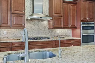 9333 Campanile Cir, Naples, FL 34114 - Photo 15