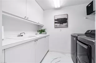 435 Dockside Dr, Naples, FL 34110 - Photo 25