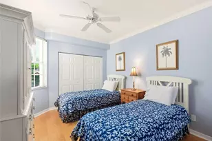 600 L'Ambiance Cir, Naples, FL 34108 - Photo 17