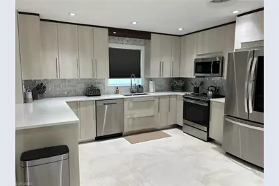 648 100th Ave N, Naples, FL 34108 - Photo 7