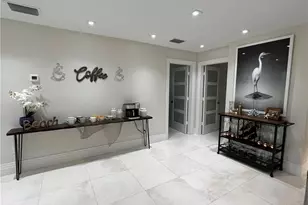 648 100th Ave N, Naples, FL 34108 - Photo 5