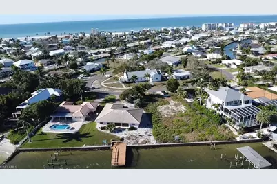 5630 Williams Dr, Fort Myers Beach, FL 33931 - Photo 7