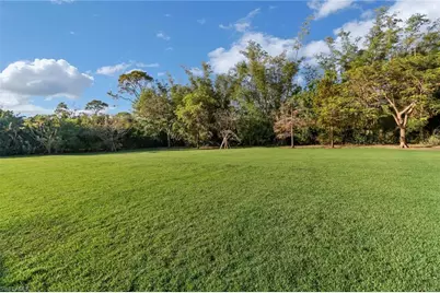 65 Mahogany Dr, Naples, FL 34108 - Photo 29