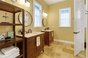 65 Mahogany Dr, Naples, FL 34108 - Photo 11