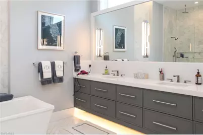 3123 Crayton Rd, Naples, FL 34103 - Photo 7