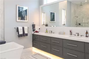 3123 Crayton Rd, Naples, FL 34103 - Photo 7