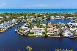 2001 4th St S, Naples, FL 34102 - Photo 3