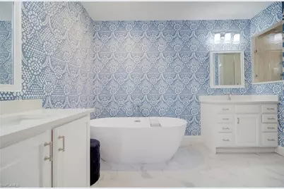 4734 Stratford Ct #1702, Naples, FL 34105 - Photo 9