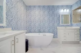 4734 Stratford Ct, Naples, FL 34105 - Photo 9