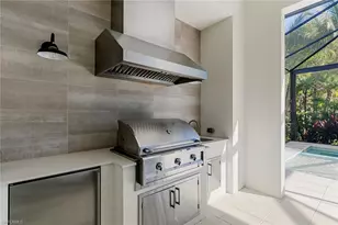 2036 Cambridge Pk Dr, Naples, FL 34109 - Photo 33