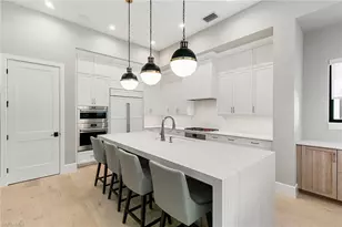 2036 Cambridge Pk Dr, Naples, FL 34109 - Photo 11