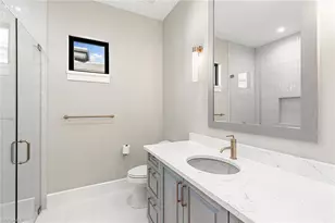 2036 Cambridge Pk Dr, Naples, FL 34109 - Photo 27