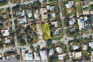 1075 7th Ave N, Naples, FL 34102 - Photo 1