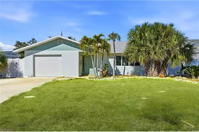 193 Hibiscus Dr, Fort Myers Beach, FL 33931 - Photo 1