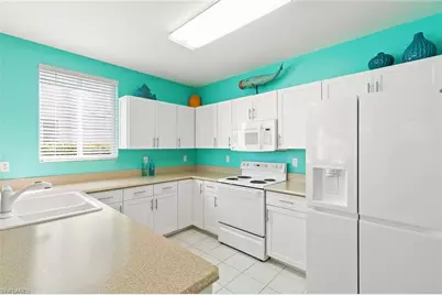 8471 Southbridge Dr #4, Estero, FL 33967 - Photo 5