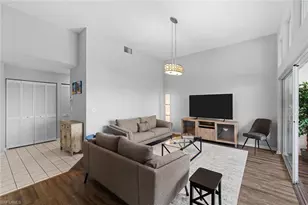 2651 Citrus Lake Dr, Naples, FL 34109 - Photo 5