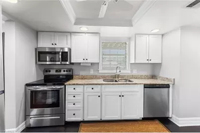 2040 Clarke Ave, Fort Myers, FL 33905 - Photo 11