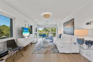 606 Broad Ave S, Naples, FL 34102 - Photo 1