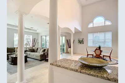 2840 Coco Lakes Dr, Naples, FL 34105 - Photo 31