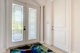 2840 Coco Lakes Dr, Naples, FL 34105 - Photo 5